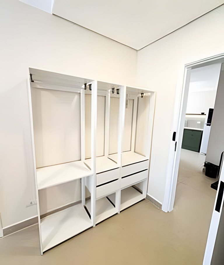 Apartamento de 3 Suites com Ar no Centro