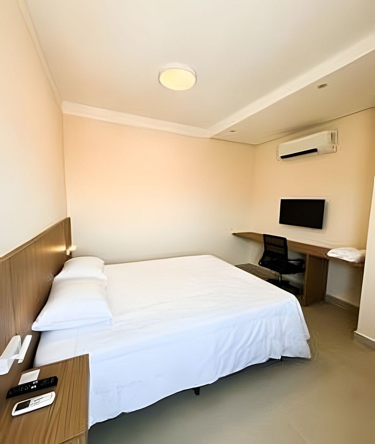 Apartamento de 3 Suites com Ar no Centro