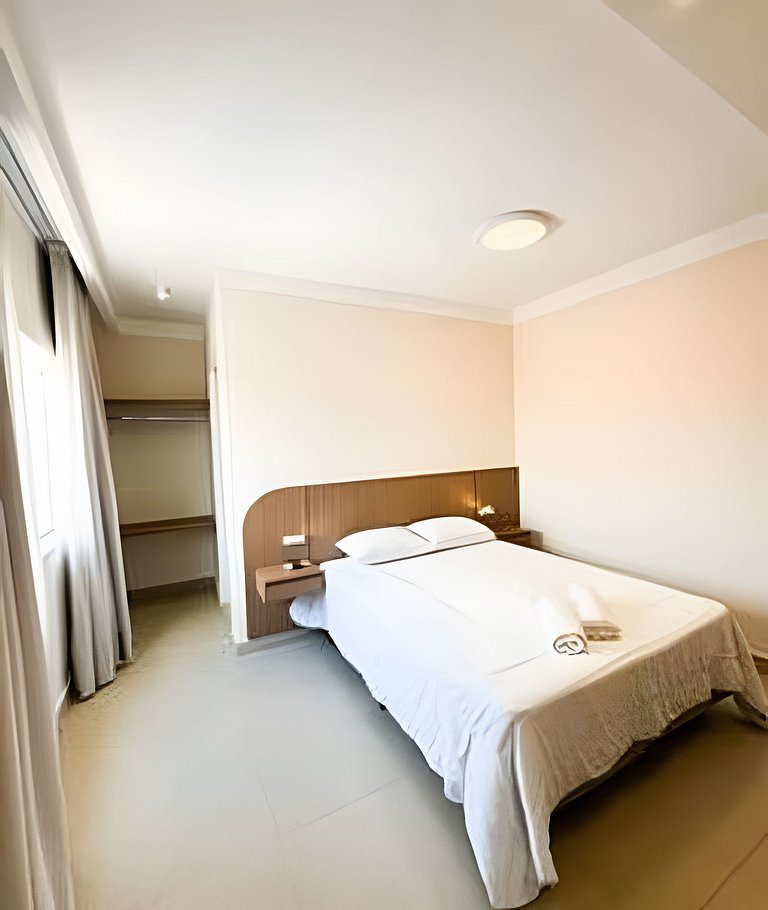 Apartamento de 3 Suites com Ar no Centro