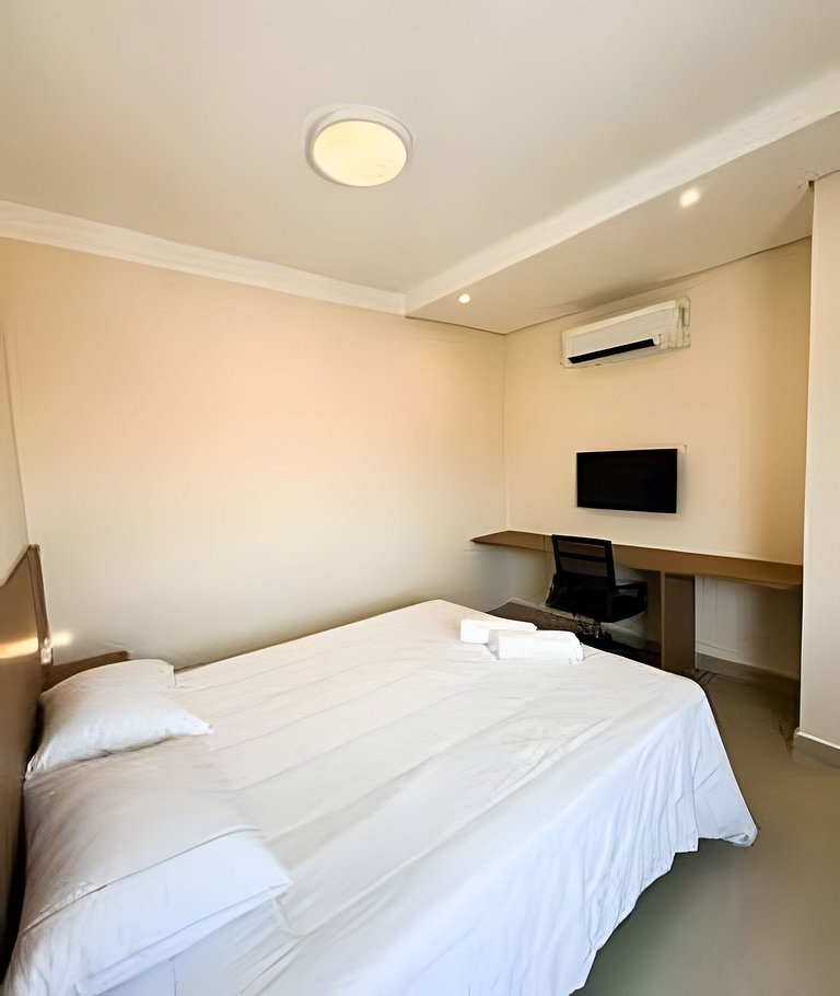 Apartamento de 3 Suites com Ar no Centro