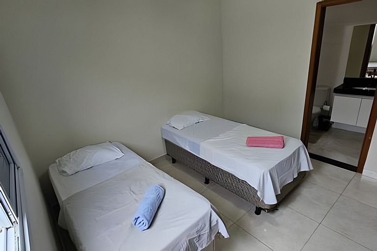 Apto com 3 Quartos 2 Banheiros com Churrasqueira