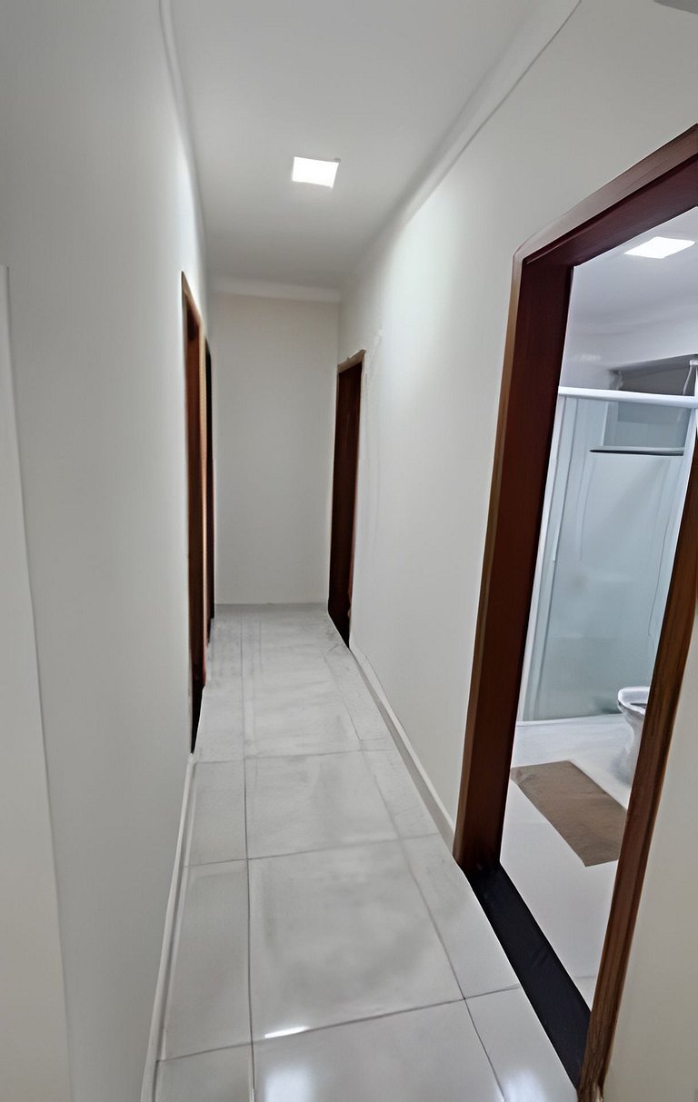 Apto com 3 Quartos 2 Banheiros com Churrasqueira