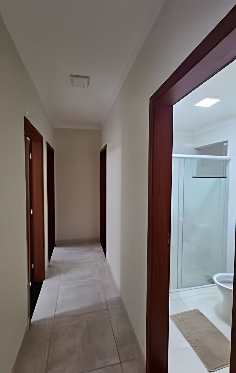 Apto com 3 Quartos 2 Banheiros com Churrasqueira