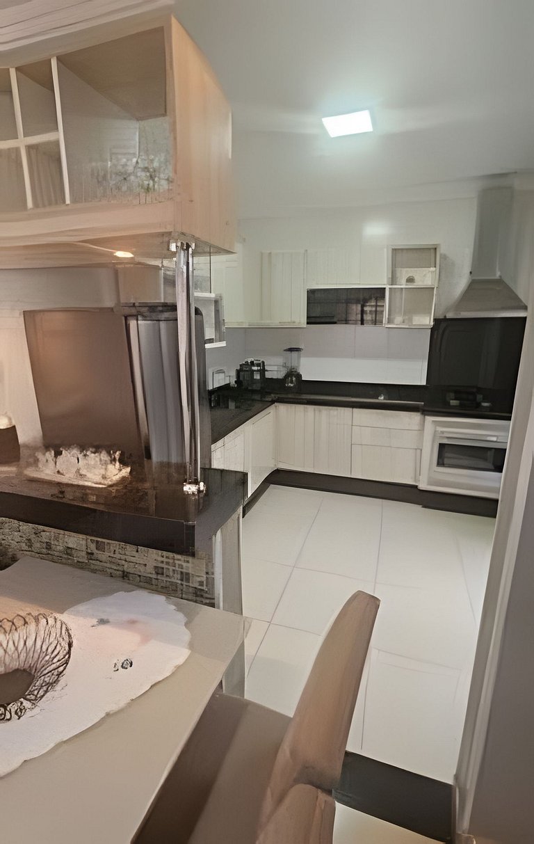 Casa 2 Quartos com Ar próximo ao P 7 e Rodoviária