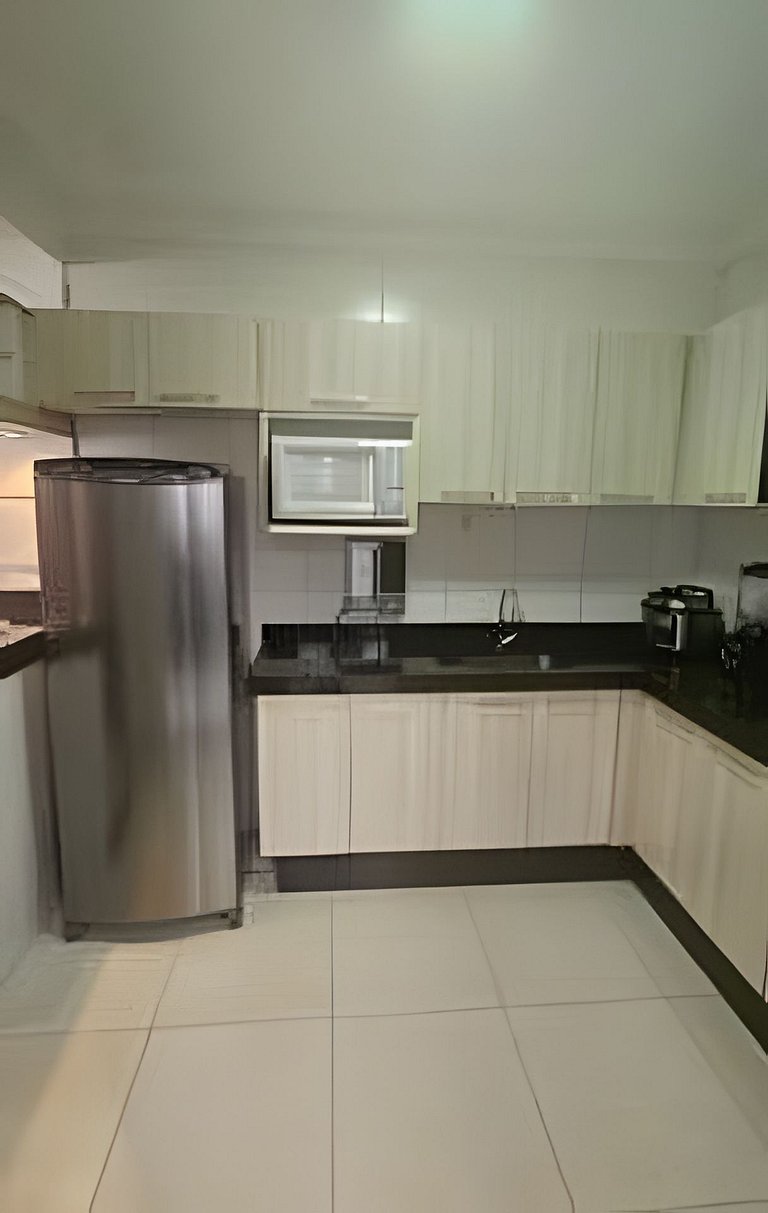 Casa 2 Quartos com Ar próximo ao P 7 e Rodoviária