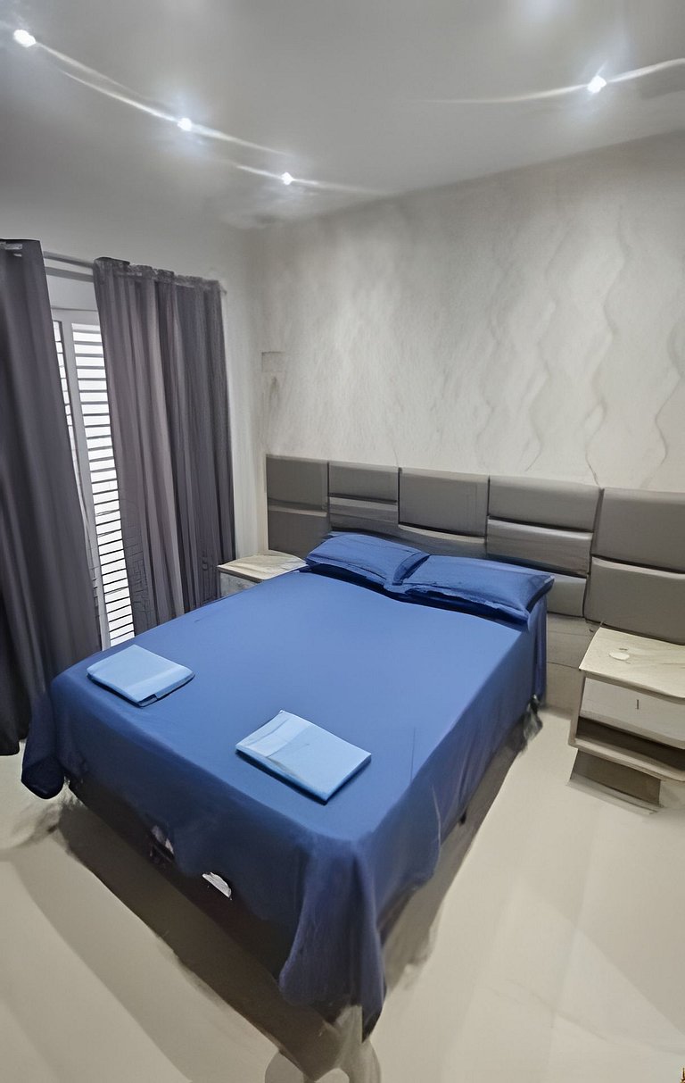 Casa 2 Quartos com Ar próximo ao P 7 e Rodoviária