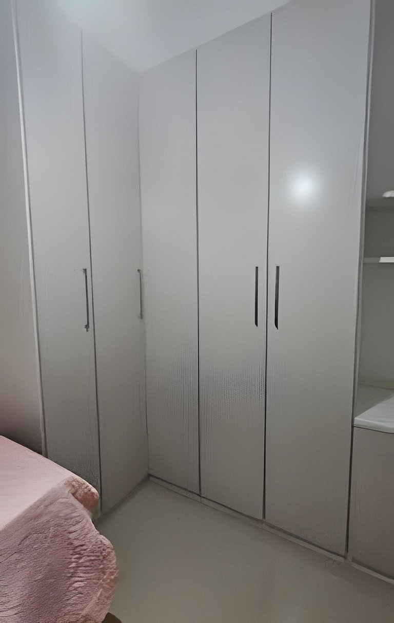 Casa 2 Quartos com Ar próximo ao P 7 e Rodoviária