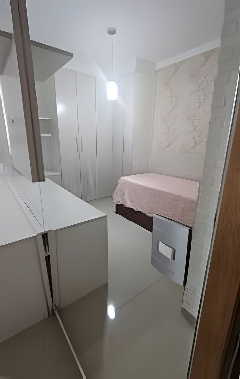 Casa 2 Quartos com Ar próximo ao P 7 e Rodoviária