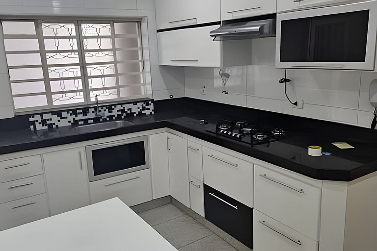 Casa Grande em Americana proximo a Rodoviaria e ao P7 Evento
