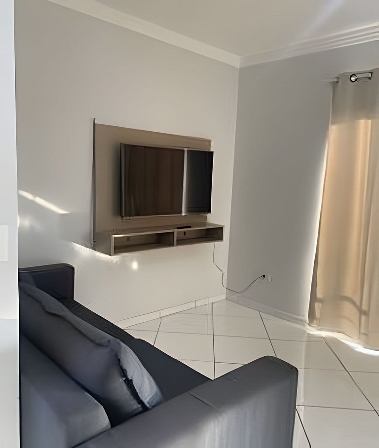 Apartamento 2 Quartos 2 Banheiros com Ar