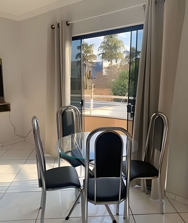 Apartamento 2 Quartos 2 Banheiros com Ar