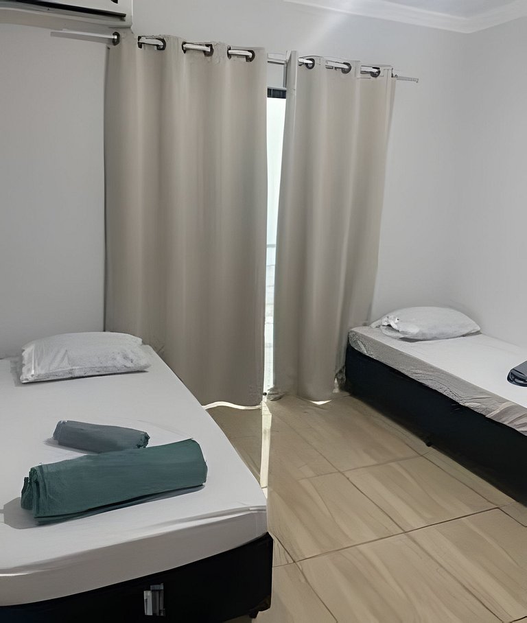 Apartamento 2 Quartos 2 Banheiros com Ar