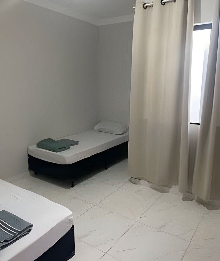 Apartamento 2 Quartos 2 Banheiros com Ar