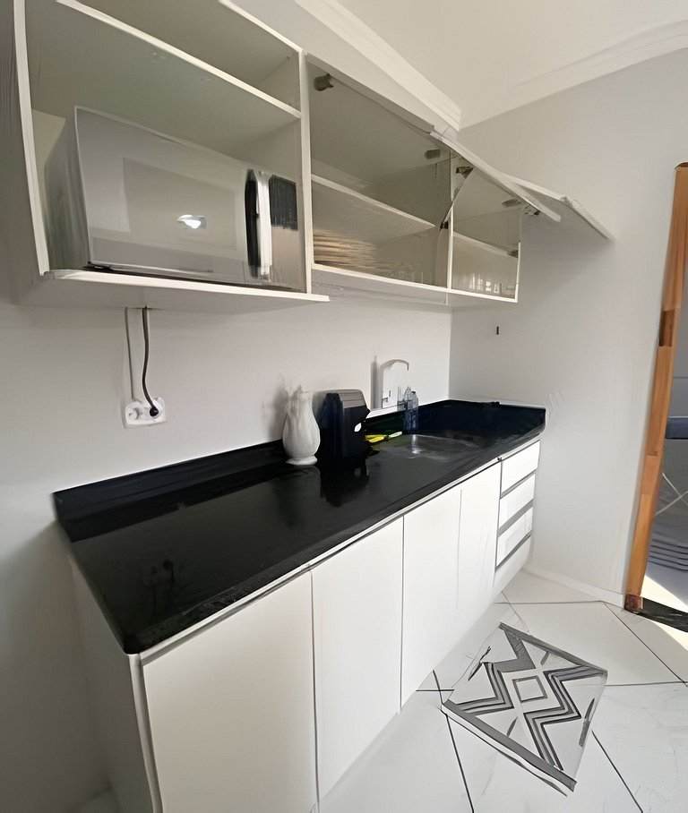 Apartamento 2 Quartos 2 Banheiros com Ar