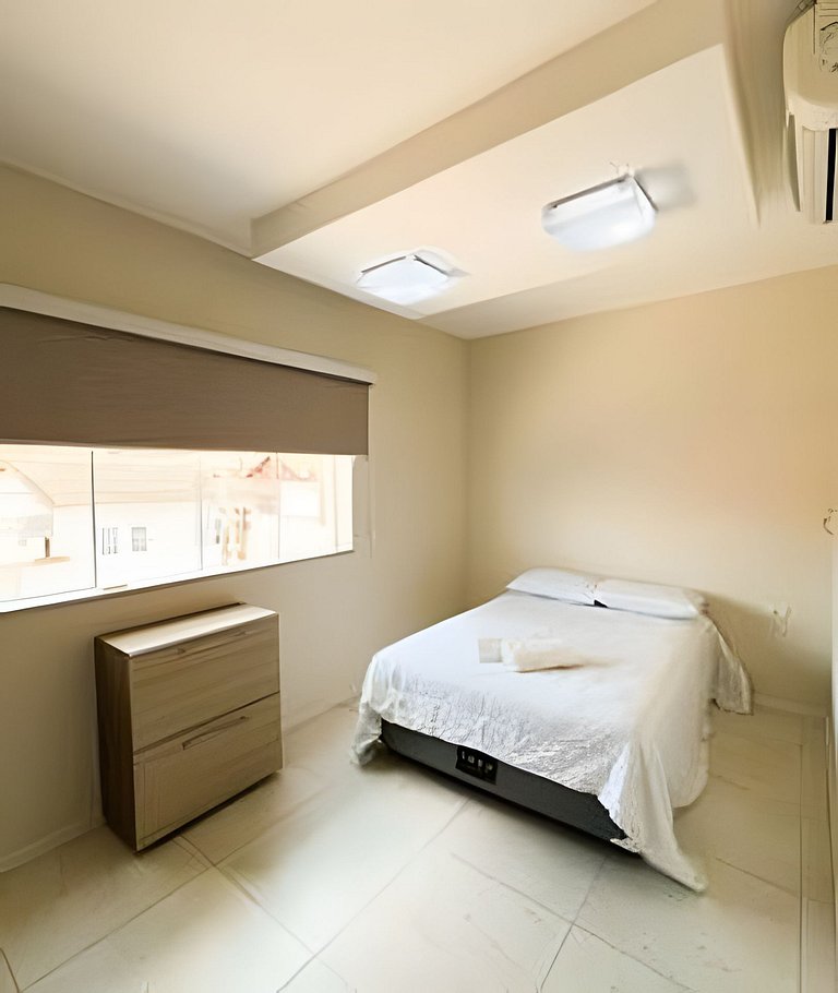 Apartamento de 4 Suites com Ar no Centro