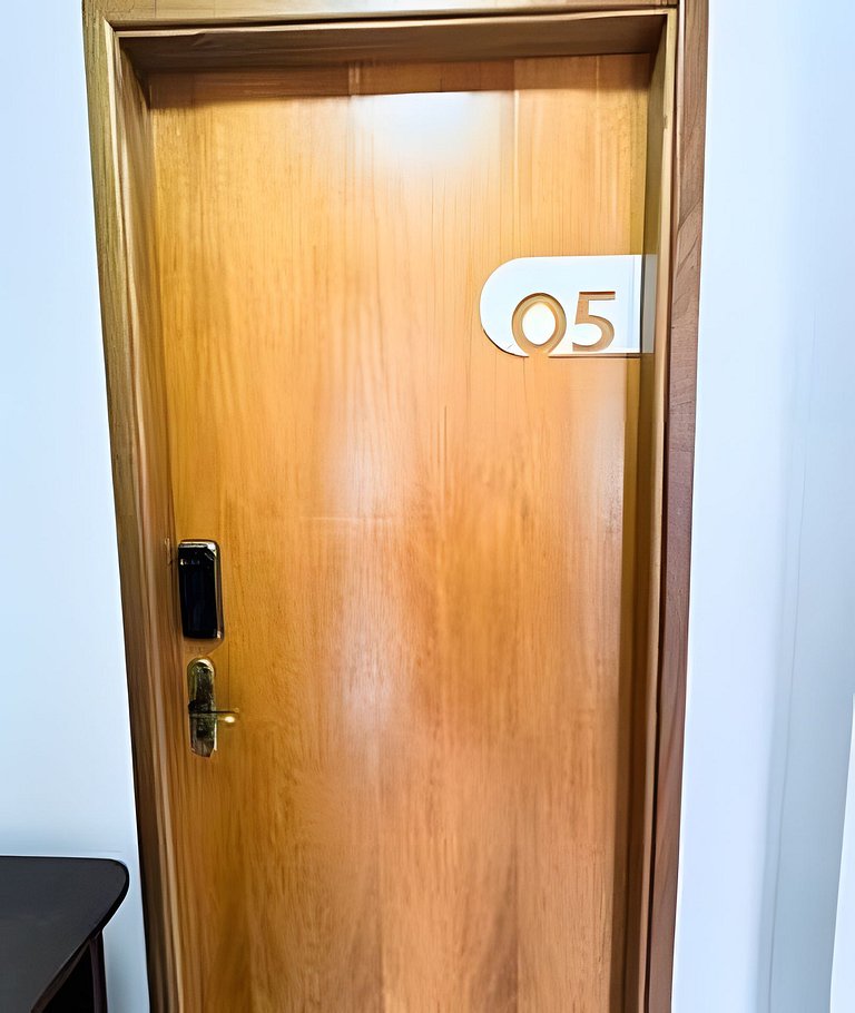 Apartamento de 4 Suites com Ar no Centro