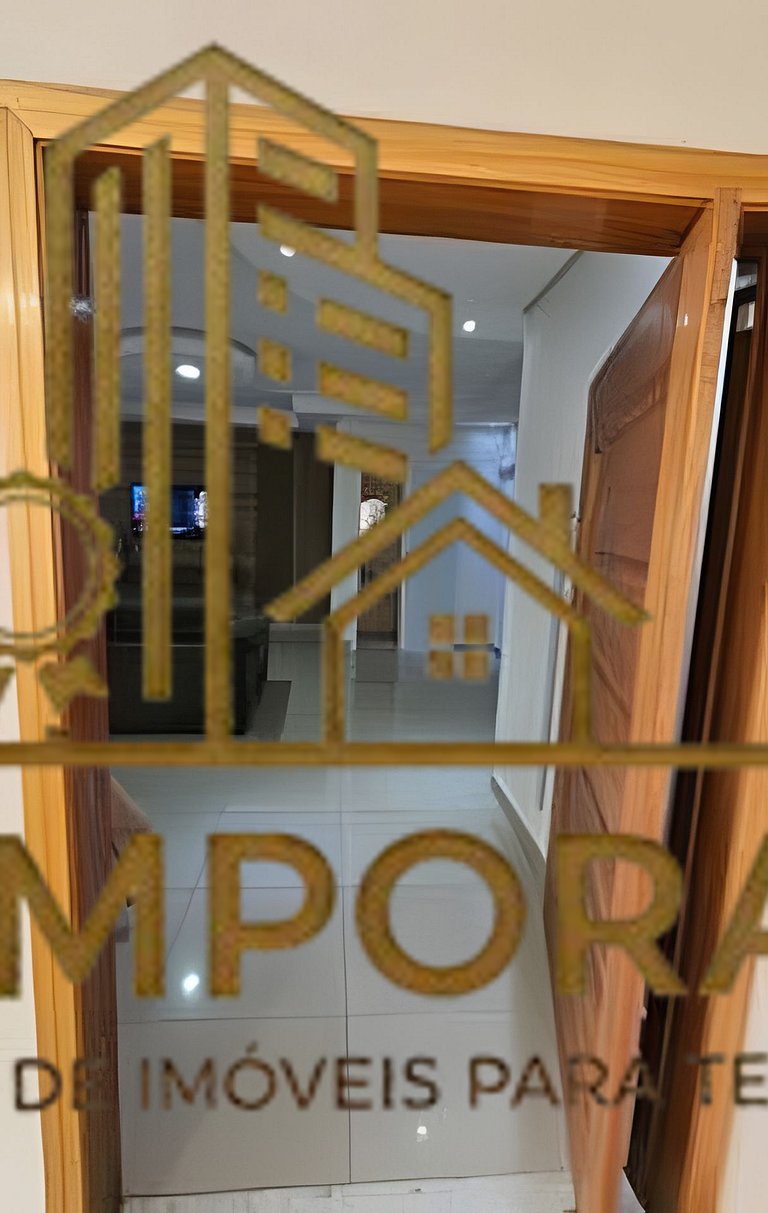 Casa com Churrasqueira e 3 Quartos com Ar cond.