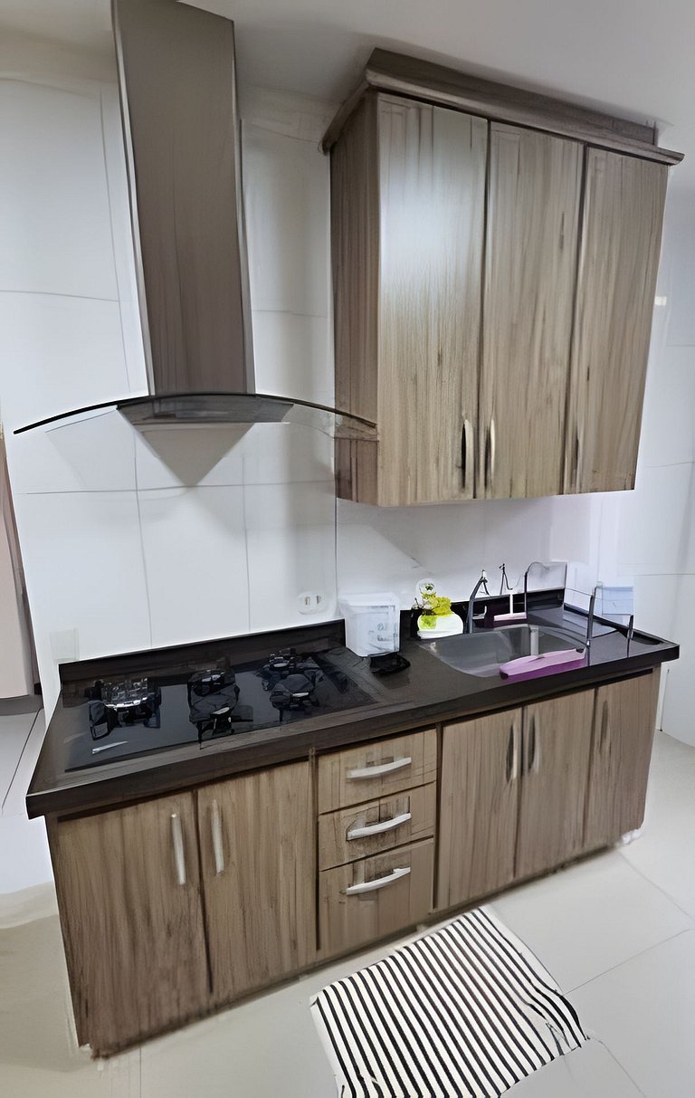 Linda Casa com Churrasqueira e 3 Quartos com Ar