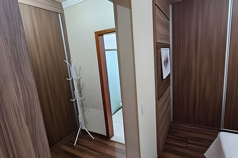 Linda Casa com Churrasqueira e 3 Quartos com Ar