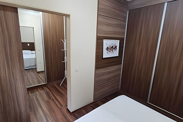 Linda Casa com Churrasqueira e 3 Quartos com Ar
