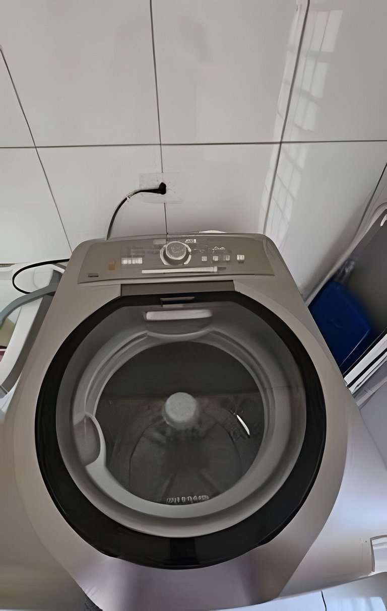 Linda Casa com Churrasqueira e 3 Quartos com Ar