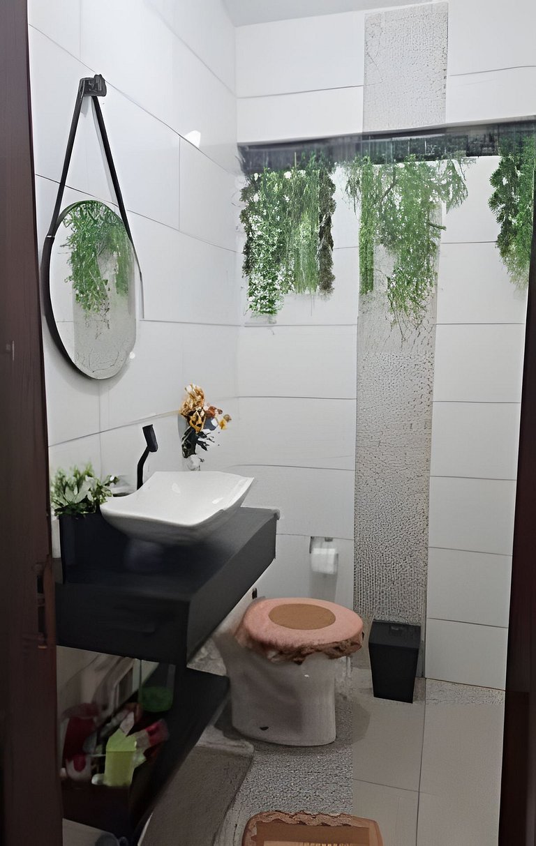 Linda casa com 2 suites, 1km/2 min do ECPA ,Tupi