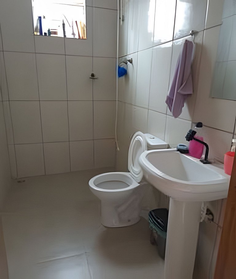 Linda casa com 2 suites, 1km/2 min do ECPA ,Tupi