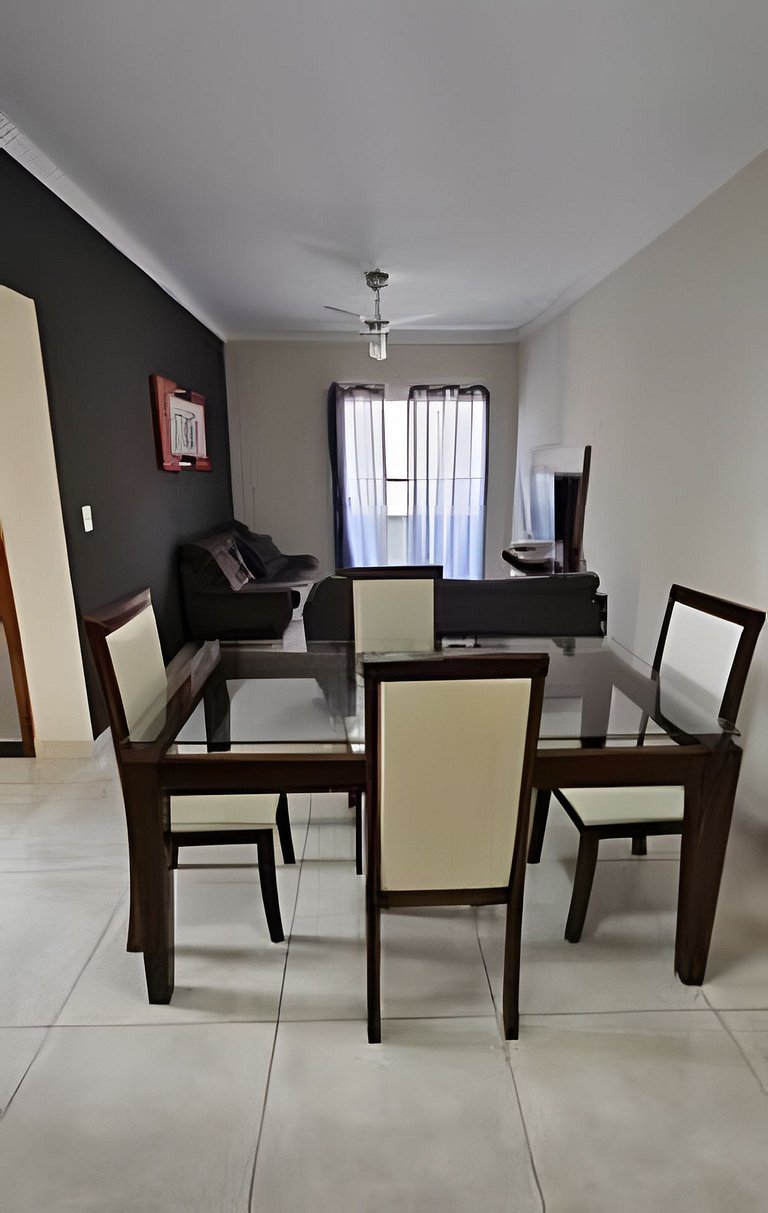 Apto Amplo Completo e Economico