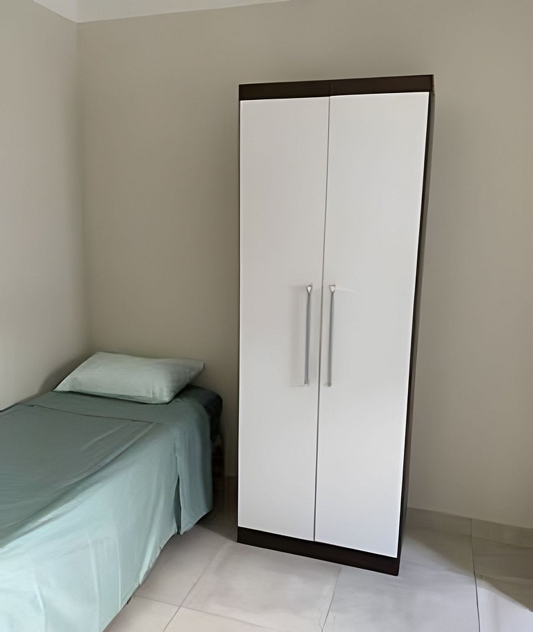 Apto Amplo Completo e Economico