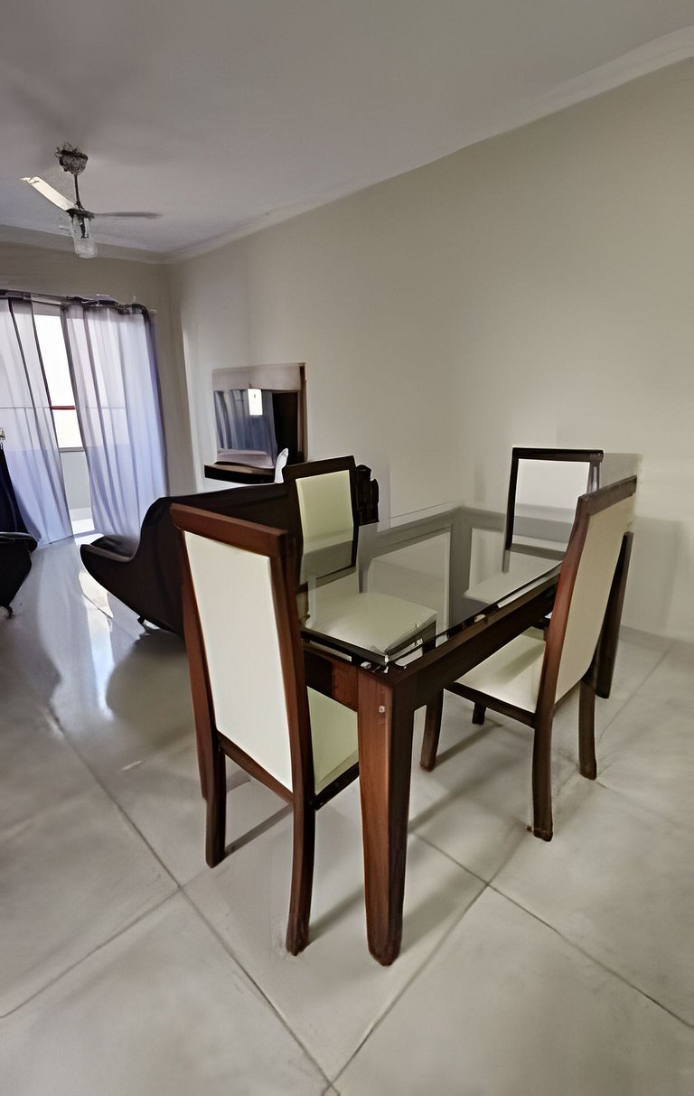 Apto Amplo Completo e Economico
