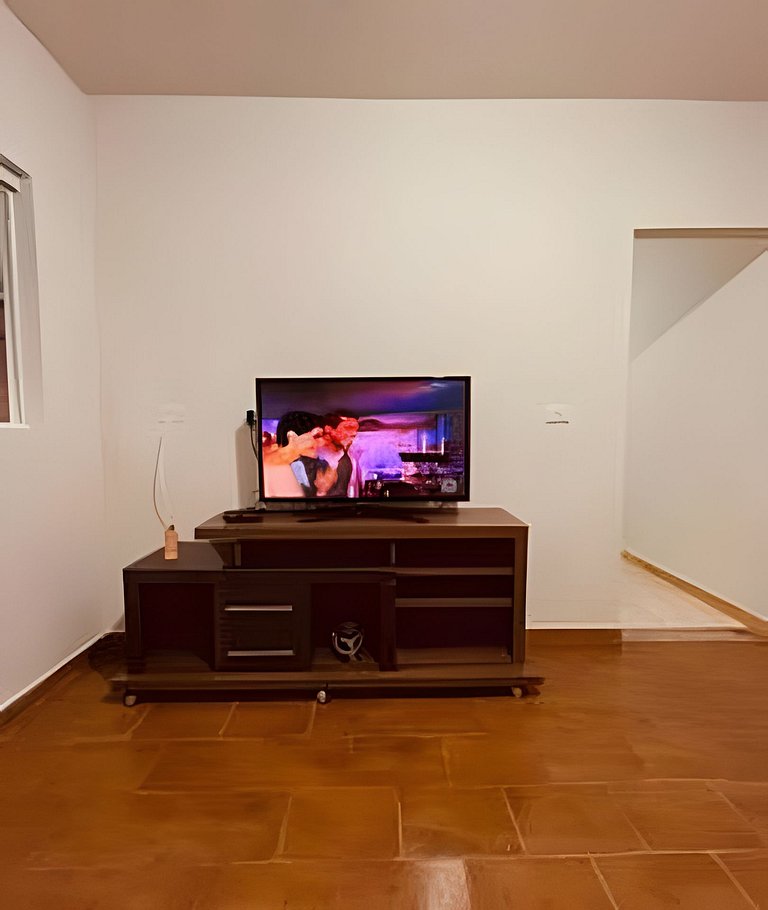 Casa completa 2 quartos em SBO proximo ao Tivoli shoping
