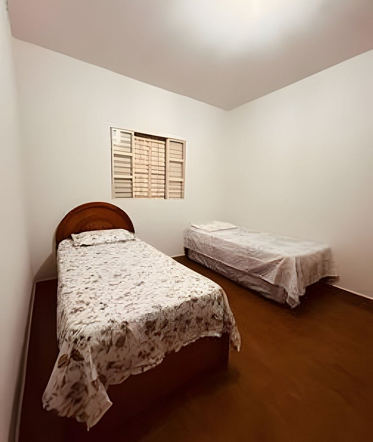 Casa completa 2 quartos em SBO proximo ao Tivoli shoping