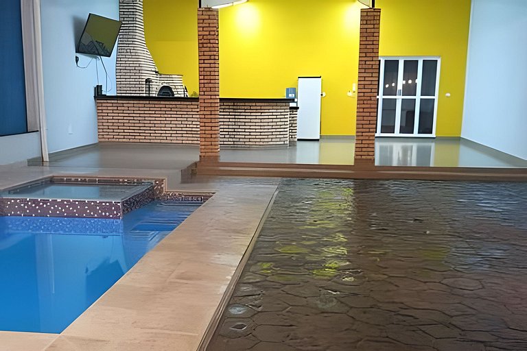 linda casa confortável e ótima localização.